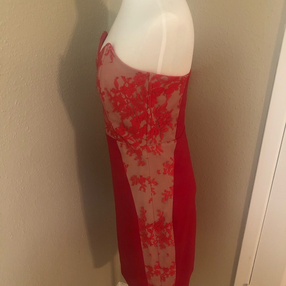 MASON Red Lace Dress - Picture 5 of 7